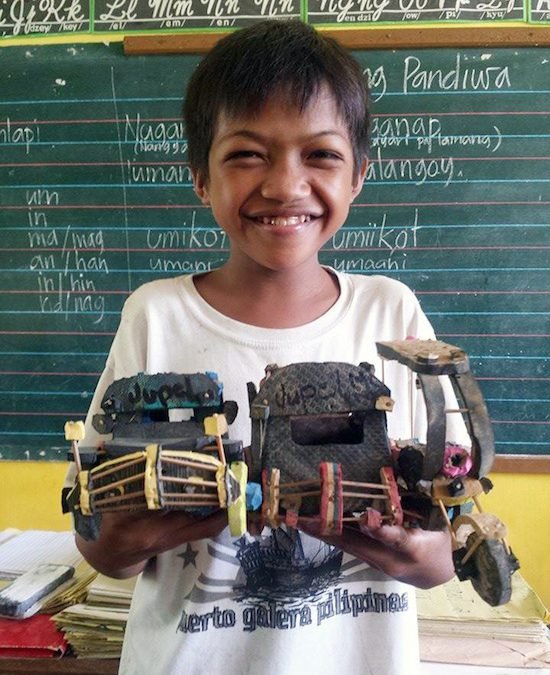 Toy tricycle, jeep made with flip-flops in BBC’s TopGear