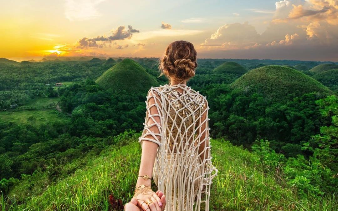 Viral “FollowMeTo” couple videos feature Philippines