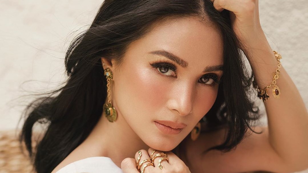 Heart Evangelista collaborates with French jewelry brand Gas Bijoux ...