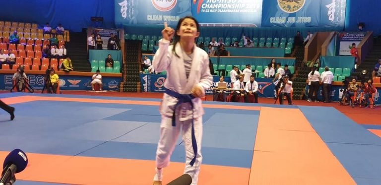 Filipina Jiu Jutsu Meggie Ochoa