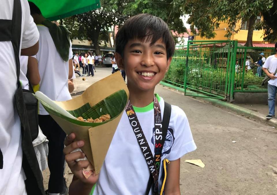 Quezon National High School goes green serving hot meals on banana leaves