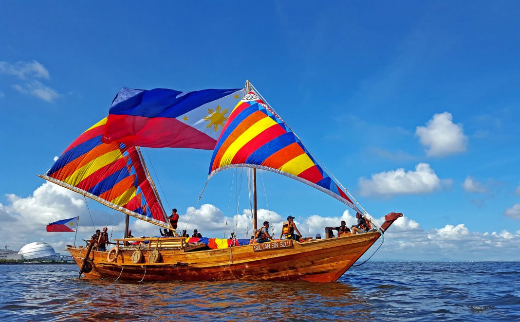 Butuan's ancient Balangay boat replicas sail to start 500-day countdown ...