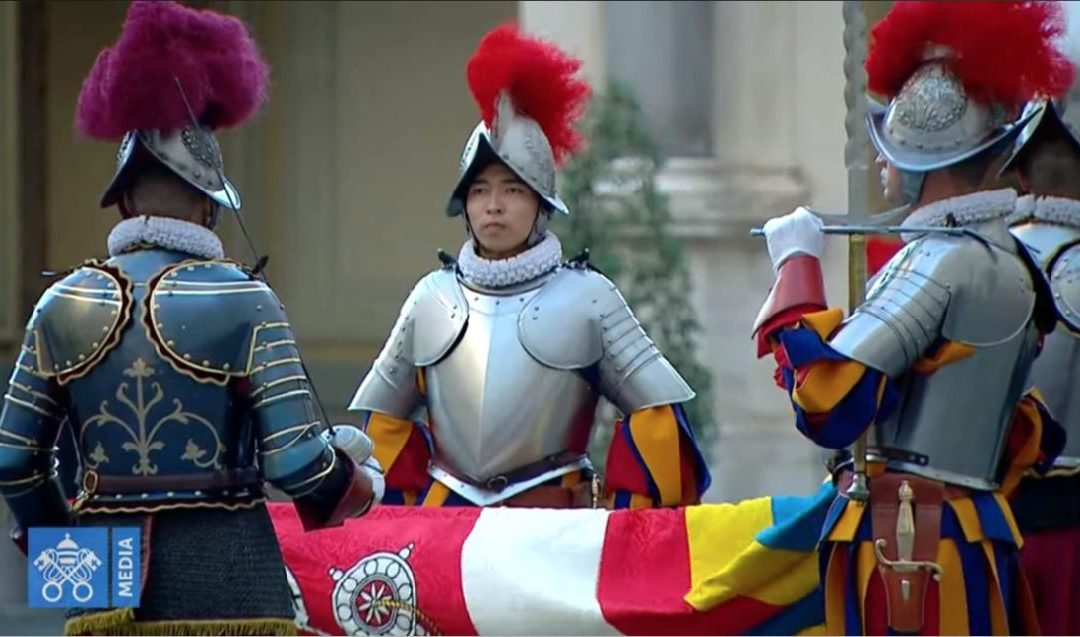 1st Filipino-Swiss Vatican guard Vincent Lüthi tasked to protect Pope