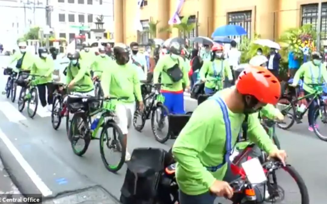 JUST IN: Free bikes issued to displaced workers going into food delivery jobs