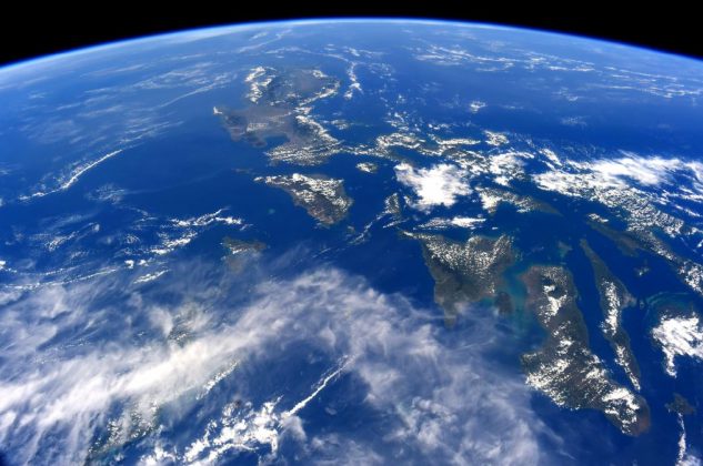 View from space makes Japanese astronaut exclaim, 