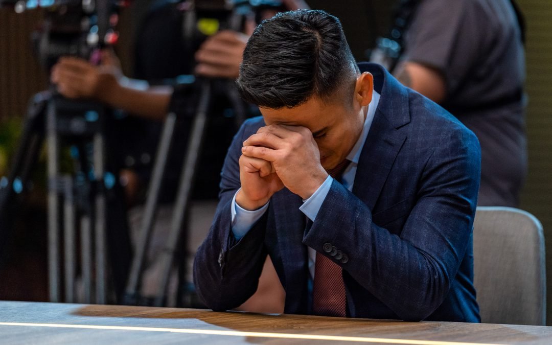 Cancer survivor Louie Sangalang battles Venezuelan in The Apprentice finals