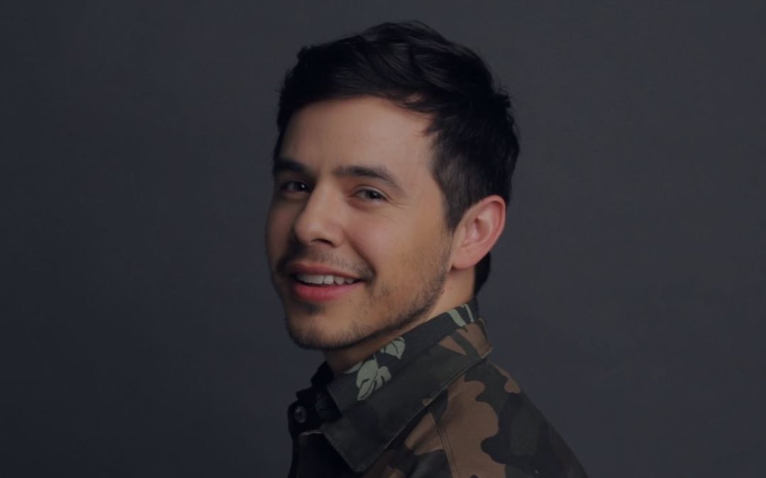American Idol runner up winner David Archuleta sings South Border