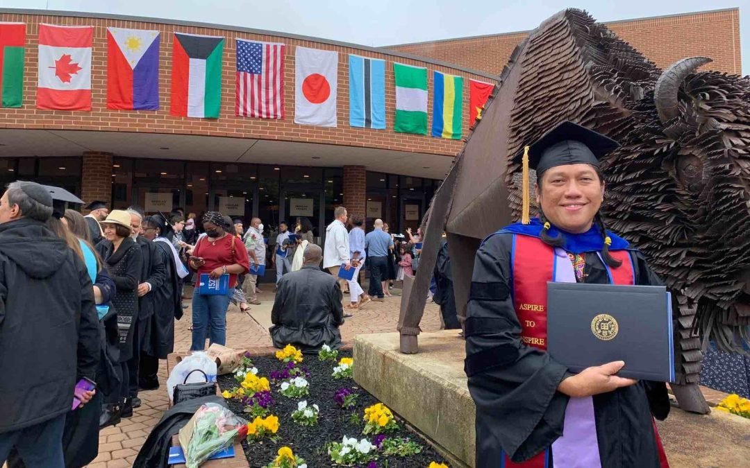 Filipino Raphael Domingo is 1st PhD graduate of World Deaf Leadership program