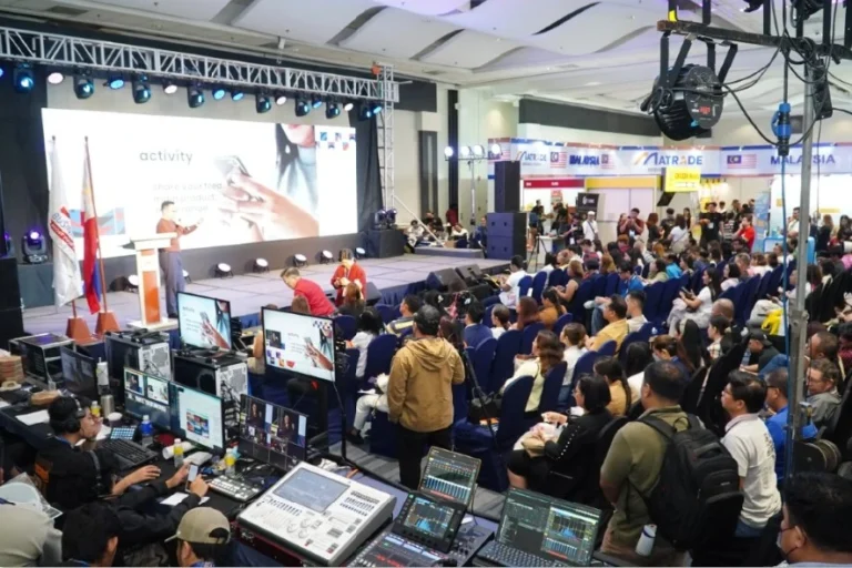 Filipino entrepreneurs attending PHILSME Business Expo 2026 at SMX Convention Center Manila